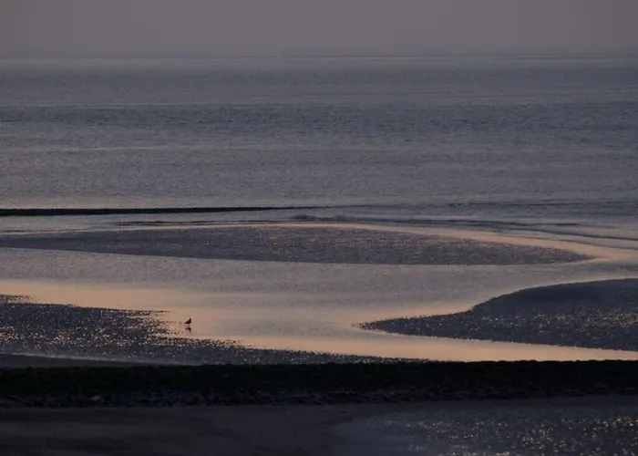 Appealing Near Town Center Feriehus *